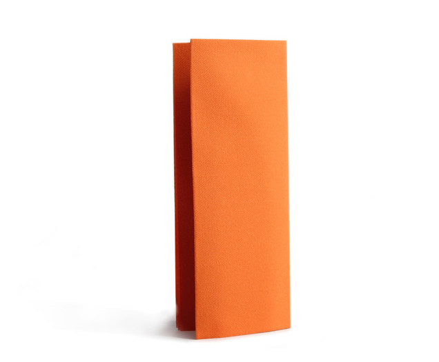 ORANGE (660)