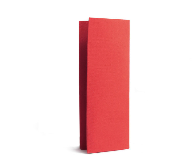 RED (048)